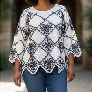 Kindred Anthropologie White and Navy Embroidered Peasant Boho Blouse | Size XL